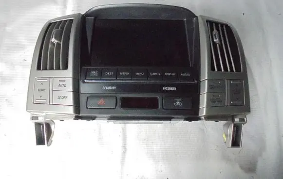 Lexus RX 330 - 350 - 400H Navigation unit CD/DVD player 