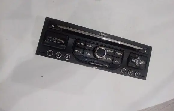 Citroen C3 Aircross Radio/CD/DVD/GPS head unit 98016550XT