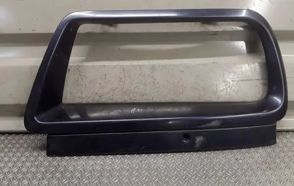 Suzuki Vitara (ET/TA) Under headlight/headlamp trim 7213177E00