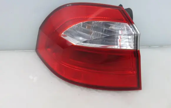 KIA Rio Rear/tail lights 924011W2L