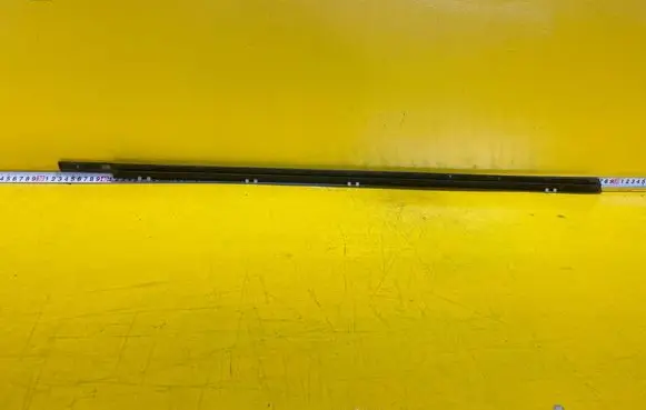 Nissan Qashqai Side skirt rear trim 
