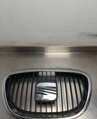 Seat Altea Front grill 5P0853654