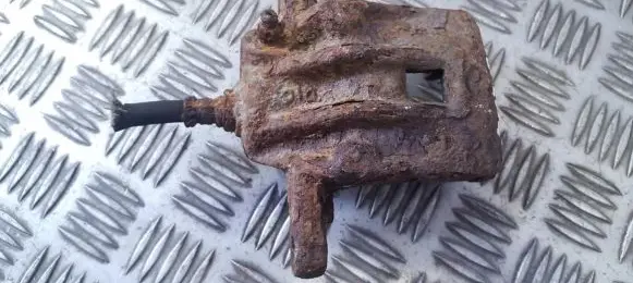 Hyundai XG Rear brake caliper