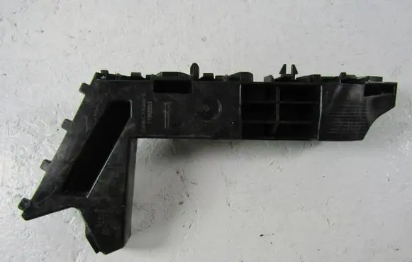 MG MG3 III Front bumper mounting bracket 11202211
