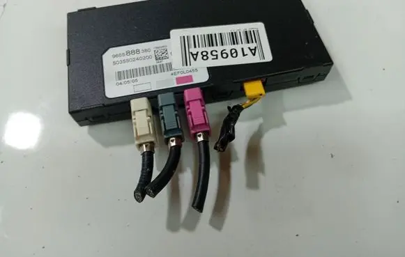 Peugeot 407 Antenna control unit 9655888380