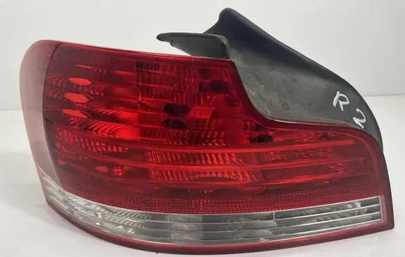BMW 1 E82 E88 Rear/tail lights 6924519 2VP00961501