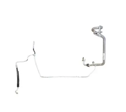 Chevrolet Malibu Air conditioning (A/C) pipe/hose 84613081