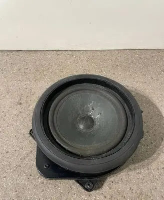 Audi A8 S8 D3 4E Rear door speaker 4E0035415 280381002