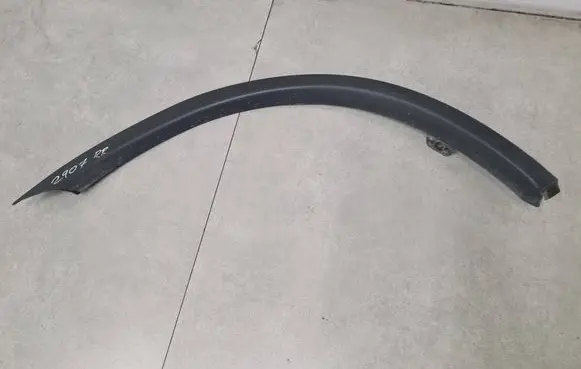 Mitsubishi Outlander Rear arch trim 144B45X 7407A3042