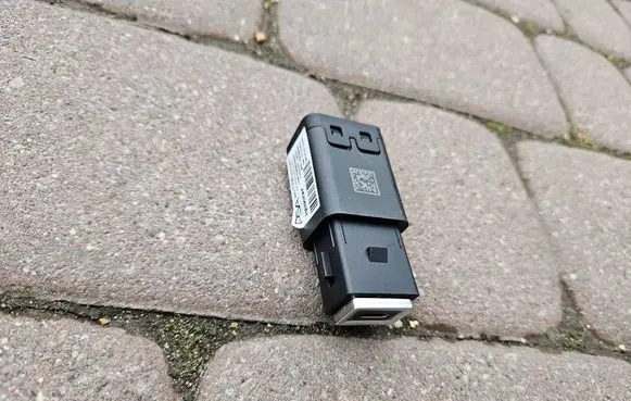 USB socket connector