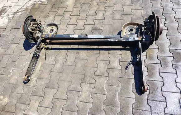 Nissan Primastar Rear axle beam