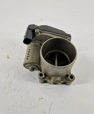 Volkswagen Jetta VI Electric throttle body valve 03C133062T