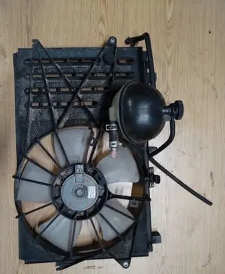 Toyota Corolla E120 E130 Electric radiator cooling fan 1227509392
