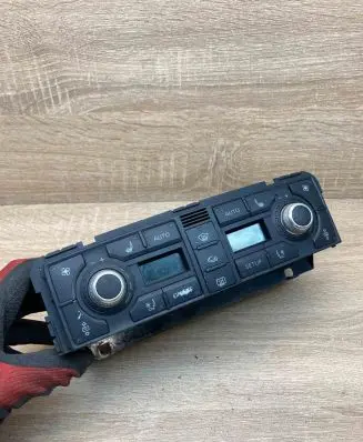 Audi A8 S8 D3 4E Climate control unit 4E0820043B 5HB008480