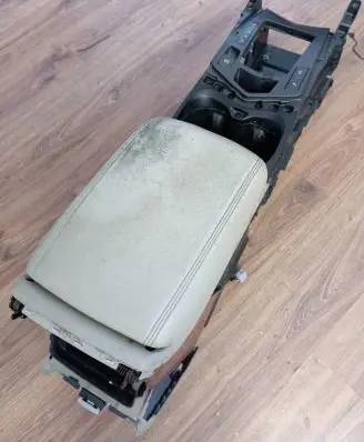 Cadillac SRX Center console 20893498