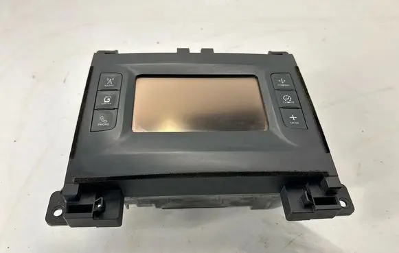 Dodge Challenger Radio/CD/DVD/GPS head unit 68212744AE T0186MA7