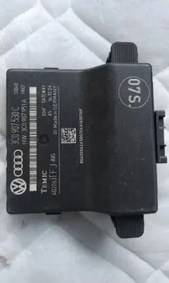 Volkswagen PASSAT B6 Gateway control module 3C0907530C