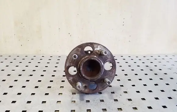 KIA Rio Rear wheel hub