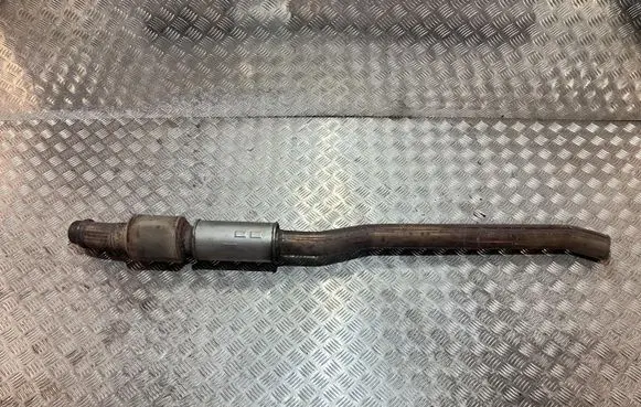 BMW 1 F40 Middle muffler/silencer 6879854