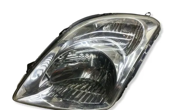 Suzuki Swift I Headlight/headlamp P4981L