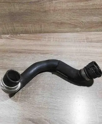 BMW 7 F01 F02 F03 F04 Engine coolant pipe/hose 7581576