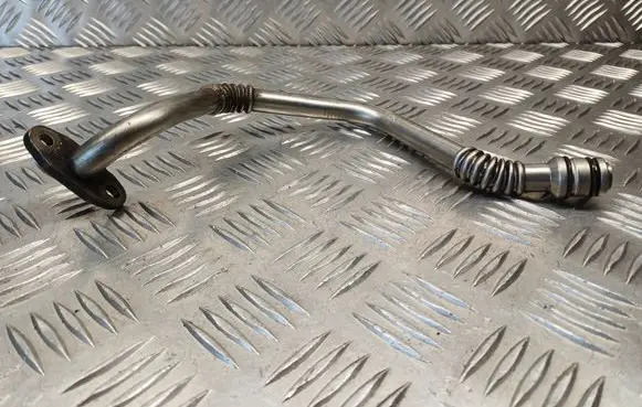 Nissan Primera Turbo turbocharger oiling pipe/hose