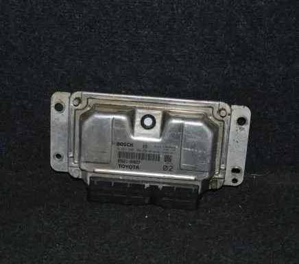 Toyota Aygo AB10 Engine control unit/module 1039S12537