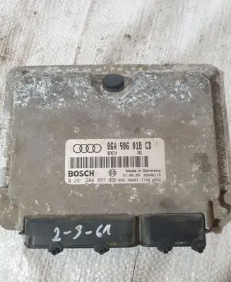 Audi A3 S3 8L Engine control unit/module 06A906018CD 0261204933