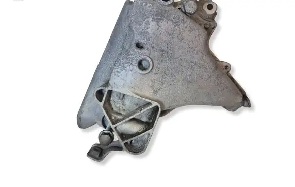 Volkswagen Golf VII Engine mounting bracket 04E199275 A151120