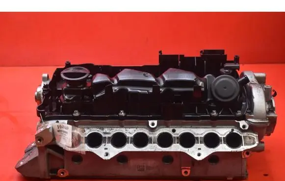 Volvo V40 Engine head 31401431