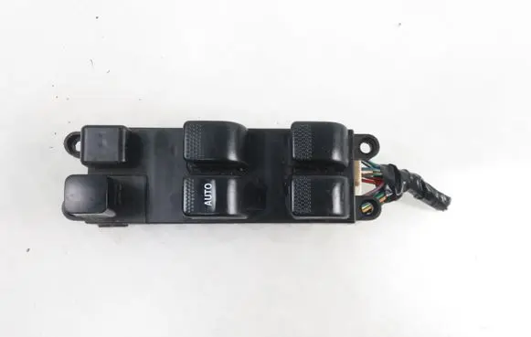 Subaru Legacy Electric window control switch 83071AE022