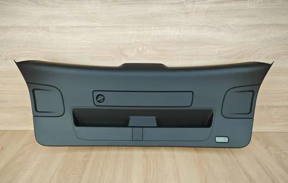 Audi A6 S6 C7 4G Tailgate trim 4G9867979J