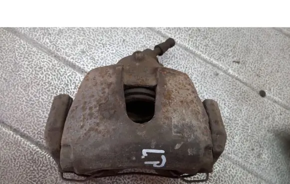 Ford Focus C-MAX Front brake caliper