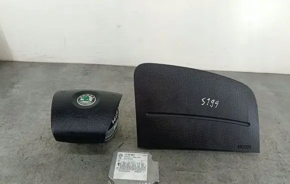 Skoda Fabia Mk2 (5J) Airbag set 