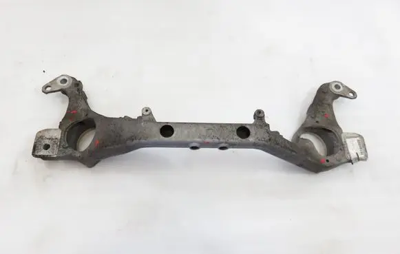 Audi Q7 4L Engine mounting bracket 7L8199207
