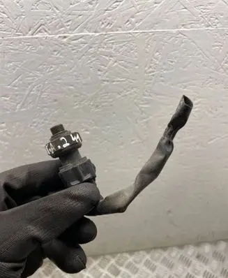 Toyota Avensis T250 Air conditioning (A/C) pressure sensor 09g26