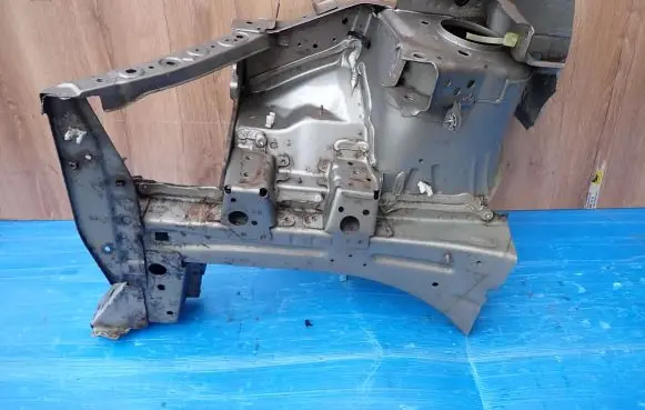 Nissan Pulsar Front side member 