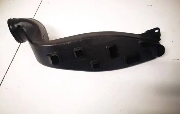 Opel Astra H Air intake hose/pipe 13113826