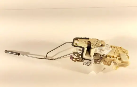 Honda Jazz Front door lock