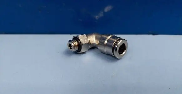 Porsche Cayenne (9PA) Air suspension compressor/pump 7L0616007A 95535890104 7L0616007B