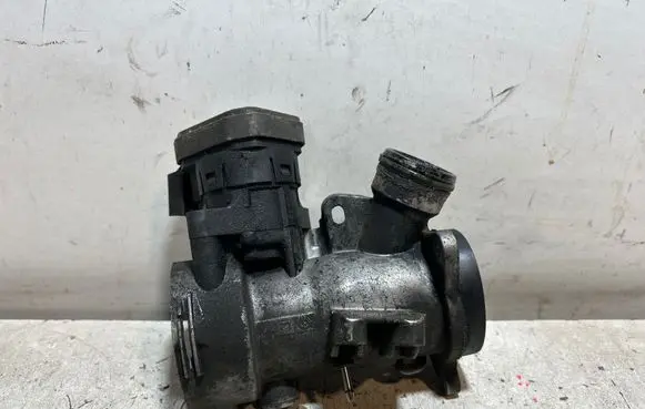 Mercedes-Benz E W211 EGR valve 00005320C2 AC2060020112 109315