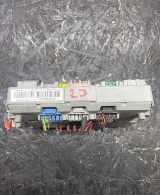 BMW 1 E81 E87 Fuse module 6978270 18455000000A