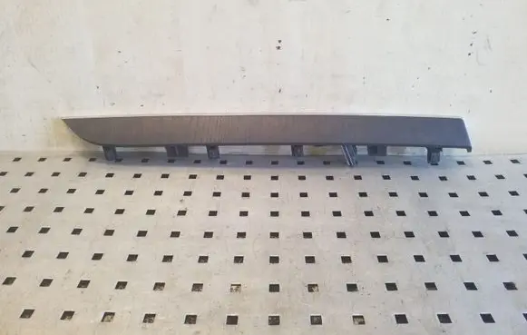 Volvo XC90 Dashboard glove box trim 32234912
