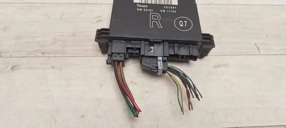 Mercedes-Benz C W203 Door control unit/module 2038202285 203820228500
