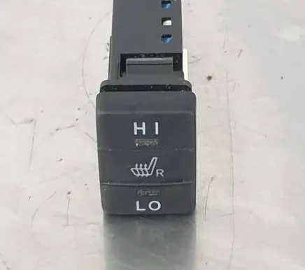 Toyota Auris E180 Seat heating switch 191690