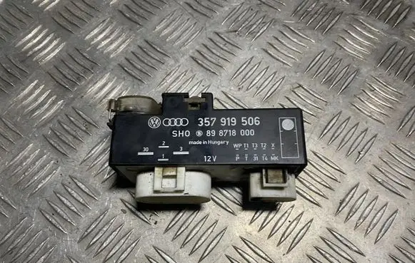 Volkswagen Golf IV Coolant fan relay 357919506 898718000