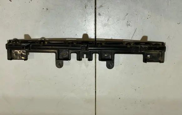 Ford Mustang VI Front bumper mounting bracket FR3B17B861AC
