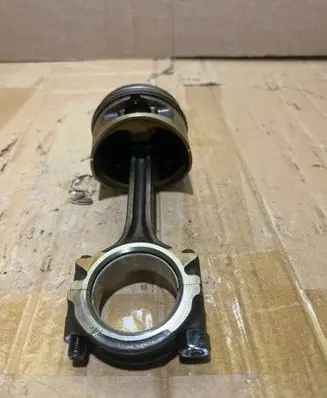 Nissan Micra Piston with connecting rod 