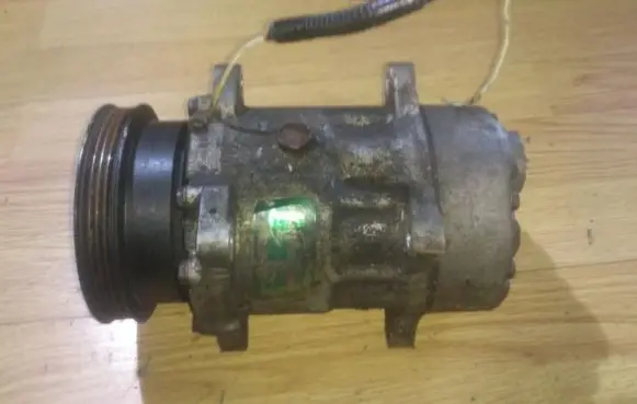 Renault Scenic I Air conditioning (A/C) compressor (pump) sd7vaa