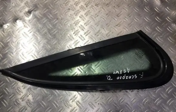 Ford Scorpio Rear side window